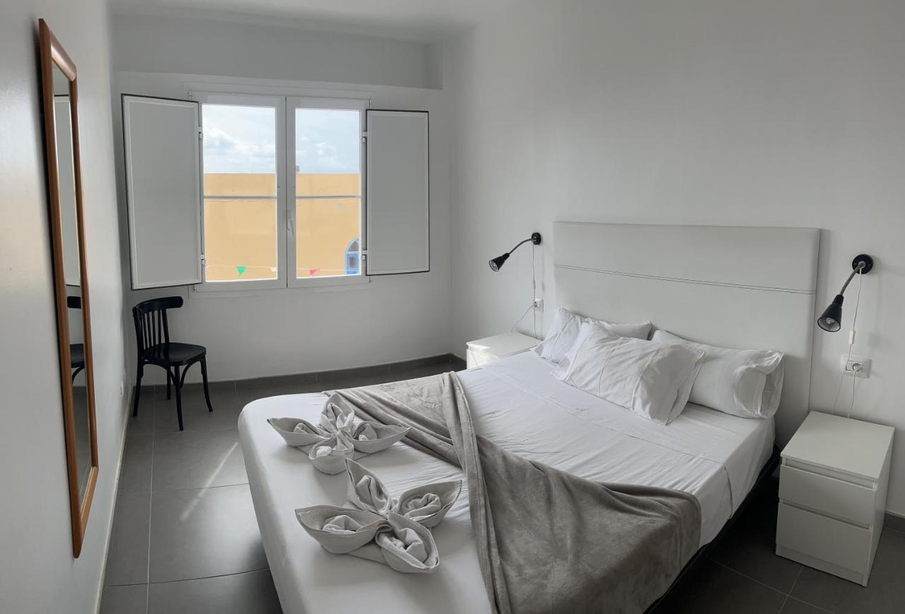 Edificio Playa Chica Lejlighed El Médano Eksteriør billede