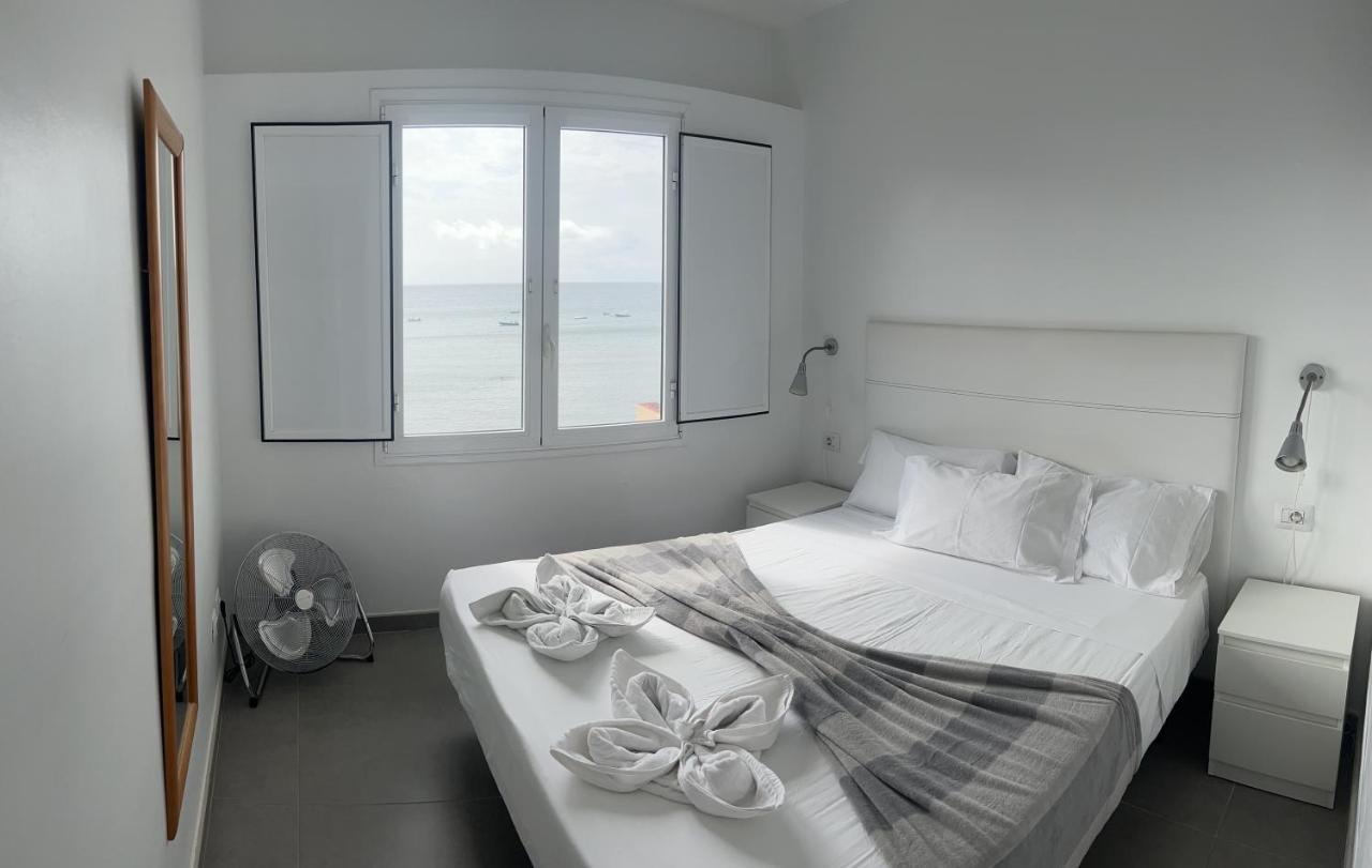 Edificio Playa Chica Lejlighed El Médano Eksteriør billede